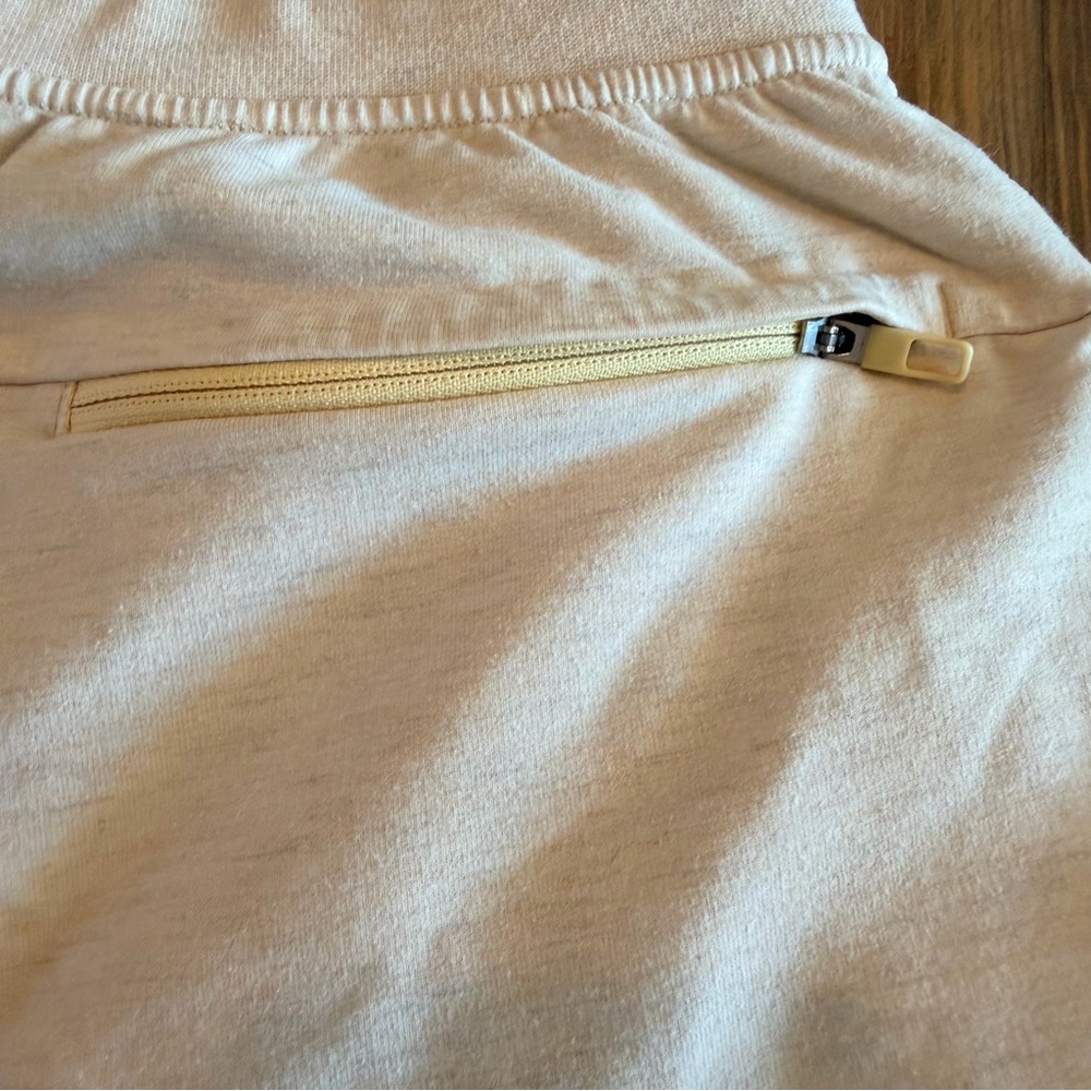 Lululemon Cream Drawstring Shorts - Picture 7 of 8